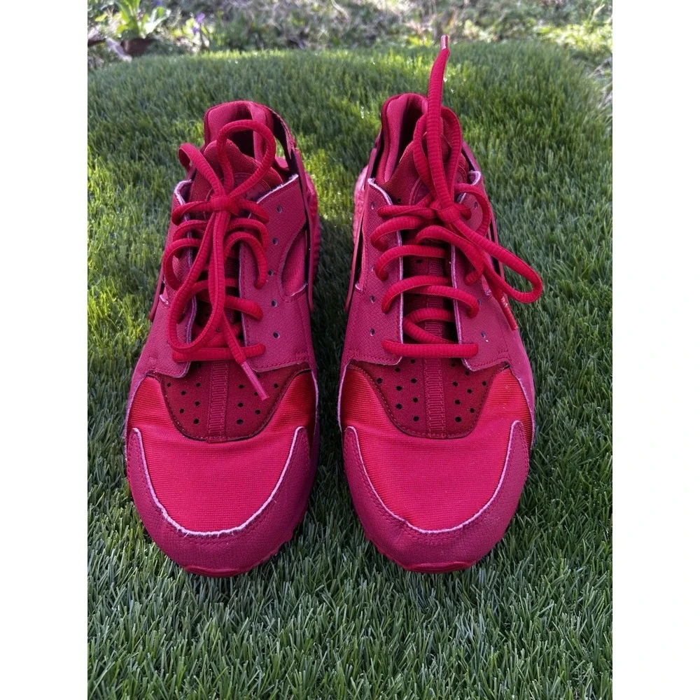 Nike Air Huarache Run University Red Sneakers 634835-601 Womens‎ Size 9